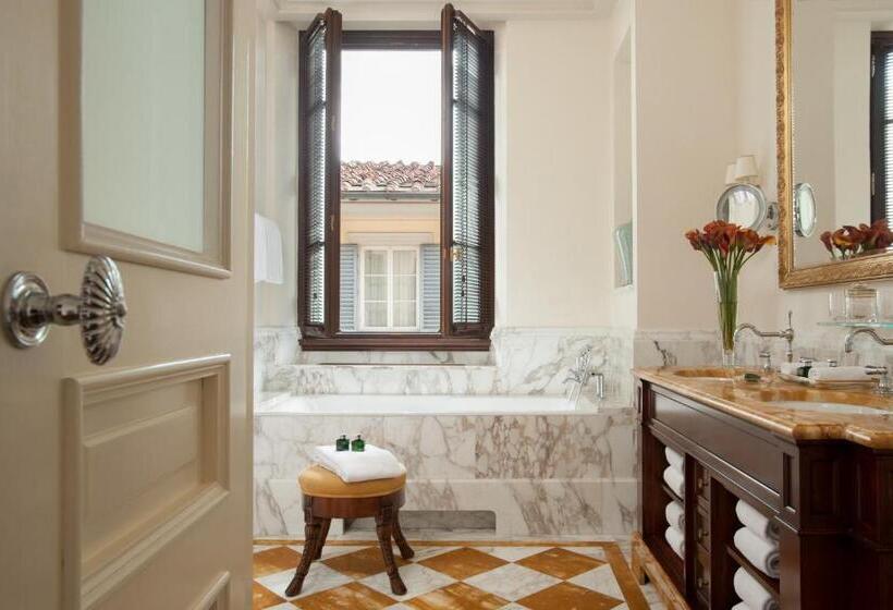 اتاق لوکس با تخت بزرگ, Four Seasons Hotel Firenze
