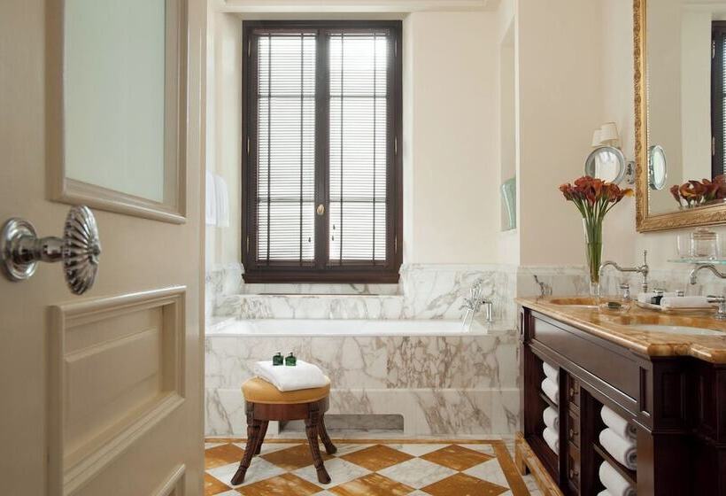 سوییت جونیور, Four Seasons Hotel Firenze