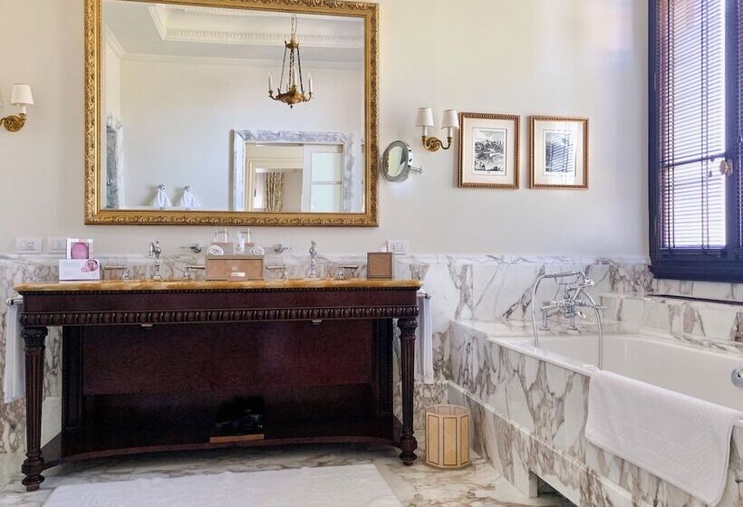 سوییت جونیور, Four Seasons Hotel Firenze