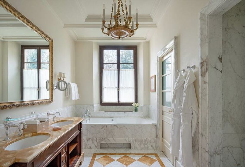 اتاق پرمیوم, Four Seasons Hotel Firenze