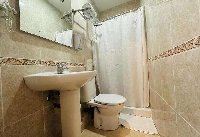 Habitación Estándar con Balcón, Ch Casillas