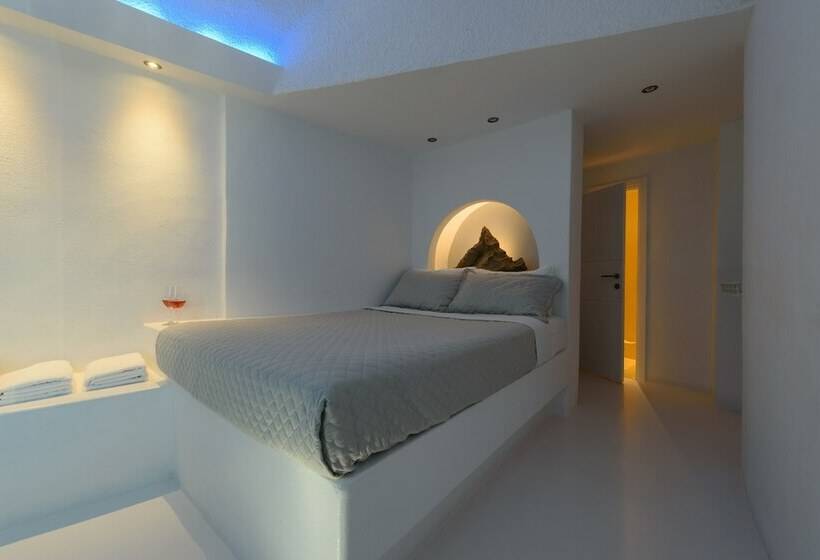 سوئیت جونیور با چشم‌انداز, Abyssanto Suites And Spa