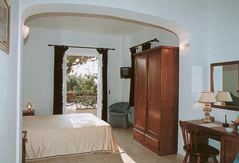 اتاق استاندارد, Club San Diego