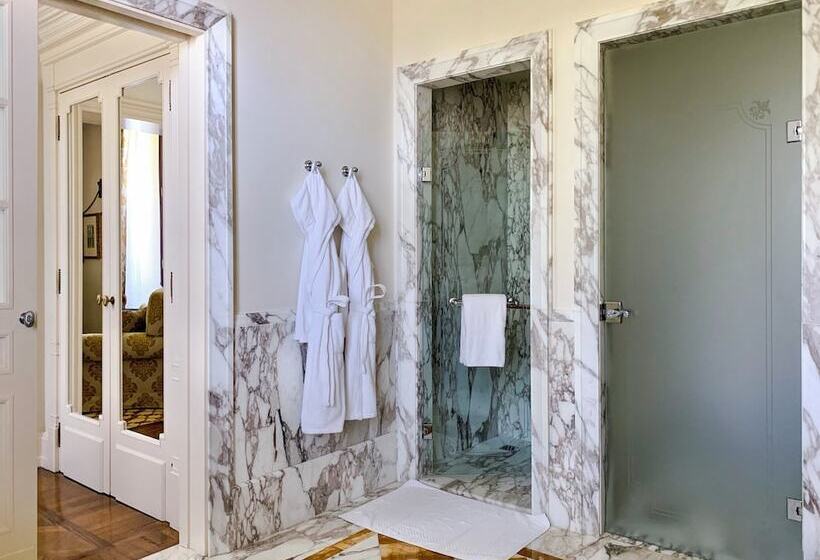 سوییت جونیور, Four Seasons Hotel Firenze
