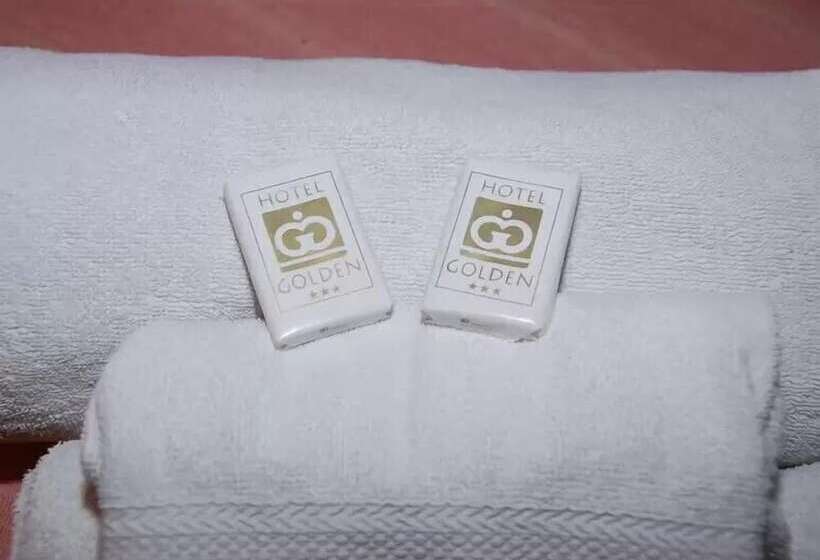اتاق استاندارد چهار تخته, Golden