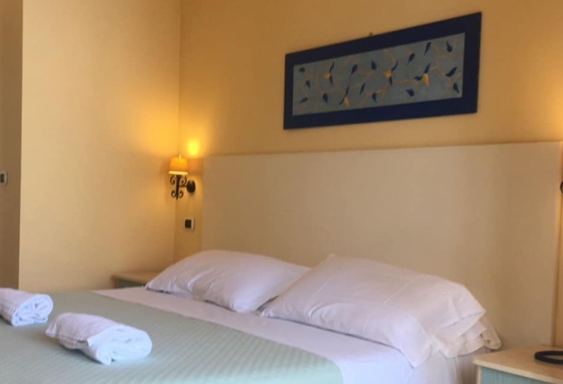 اتاق سوپریور با چشم‌انداز دریا, Jonic Hotel Mazzarò
