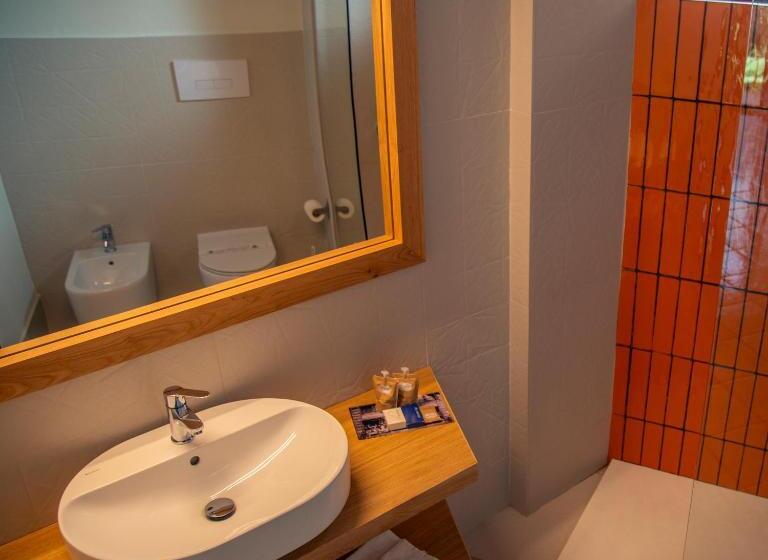 اتاق استاندارد سه نفره, Magaggiari Hotel Resort