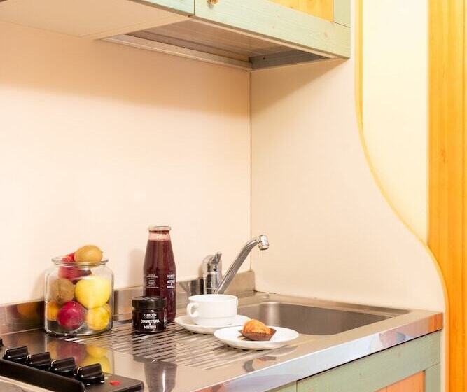 استودیوی استاندارد, Nevesole Folgarida Resort Apart