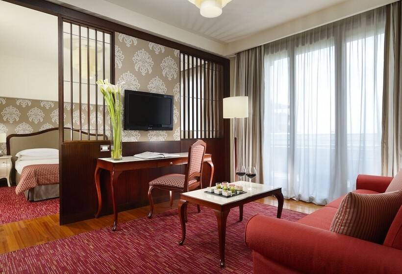 سوییت جونیور, Unahotels Expo Fiera Milano