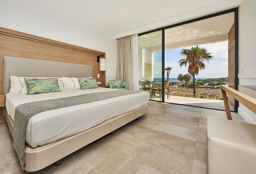 سوییت خانوادگی, Insotel Punta Prima Resort