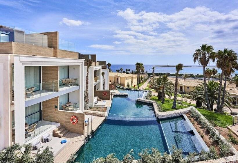 سوییت خانوادگی, Insotel Punta Prima Resort