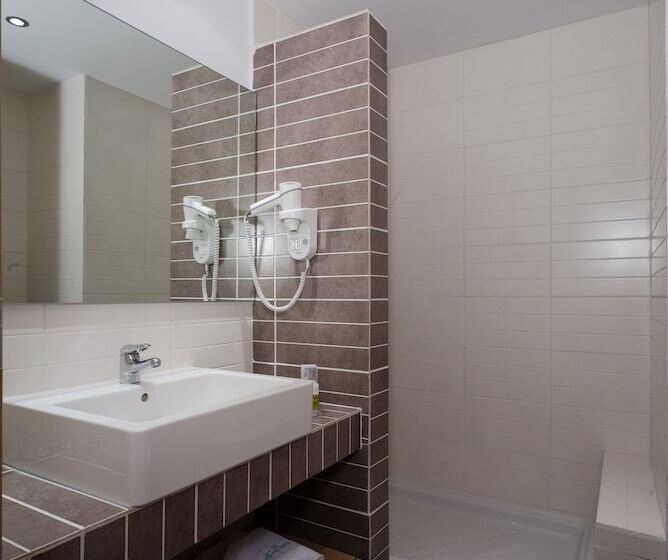 اتاق استاندارد با چشم‌انداز دریا, Kythea Resort