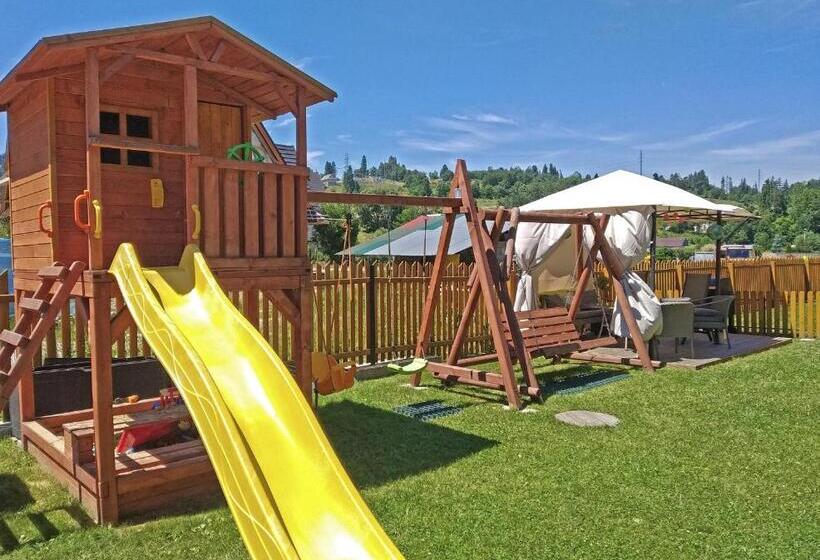 سوییت خانوادگی, Słoneczny Dworek
