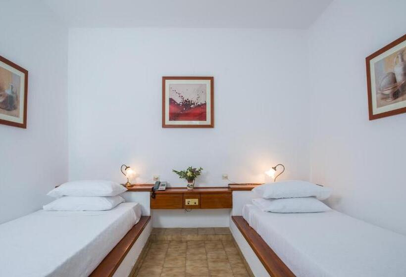 带花园景观的标准洋房, Delfinia Hotel & Bungalows