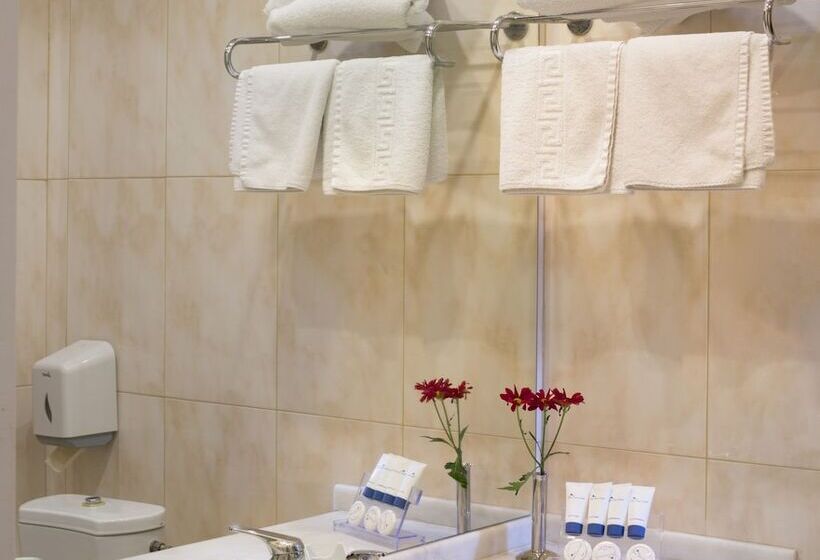 اتاق استاندارد سه نفره, Blue Sea Hotel Alimos