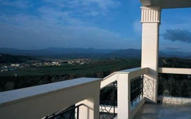 سوییت, αchillion Grevena