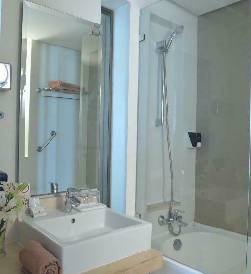 اتاق استاندارد با چشم‌انداز دریا, Club Palm Azur Families And Couples
