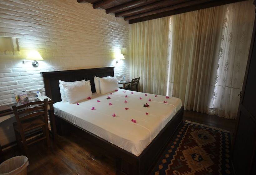 Quarto standart vista jardim, El Vino  Suites