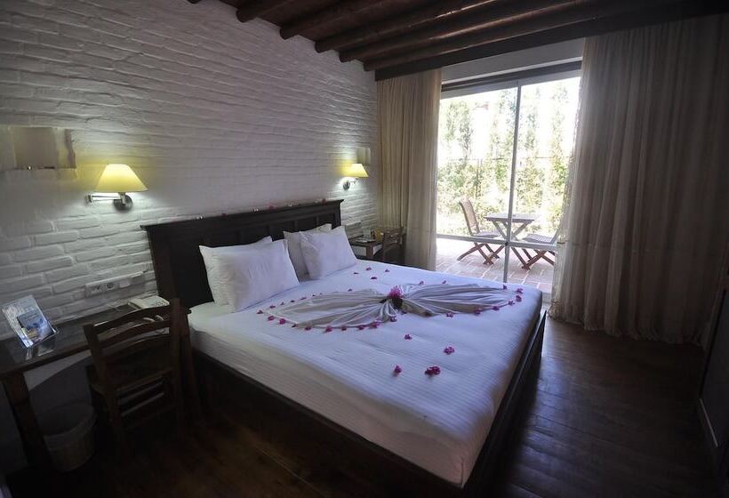 Quarto standart vista jardim, El Vino  Suites