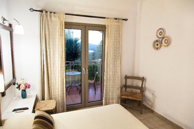 اتاق استاندارد یک نفره, Elpida Village