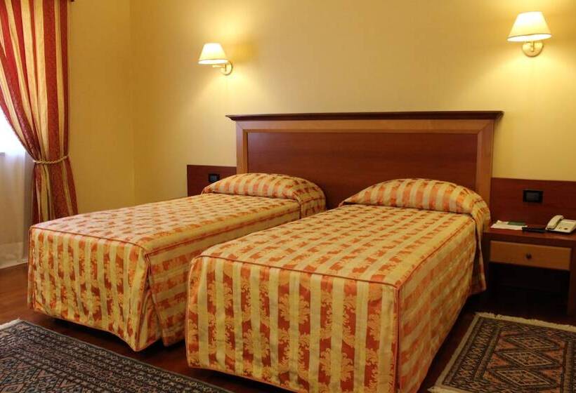 Standard Single Room, Grillo