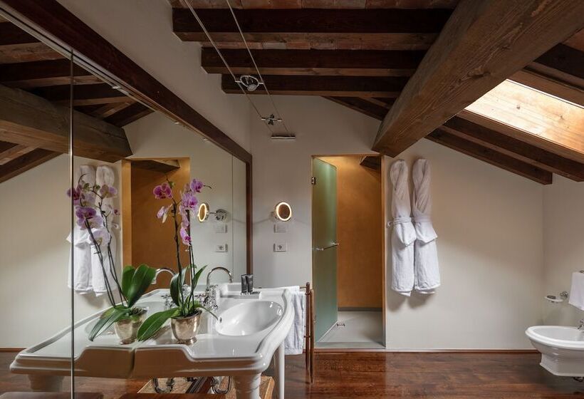 سوییت, Il Salviatino Firenze