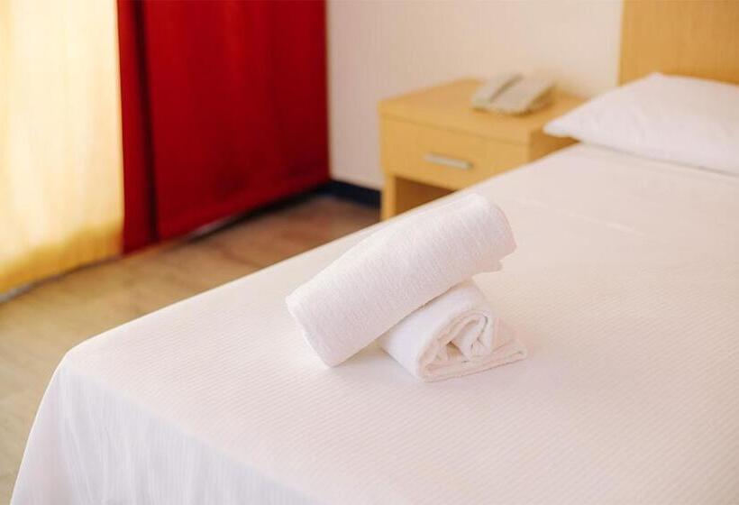 اتاق استاندارد, Nicolaus Club Magna Grecia