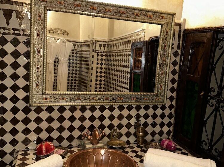سوئیت رویال, Palais Al Firdaous