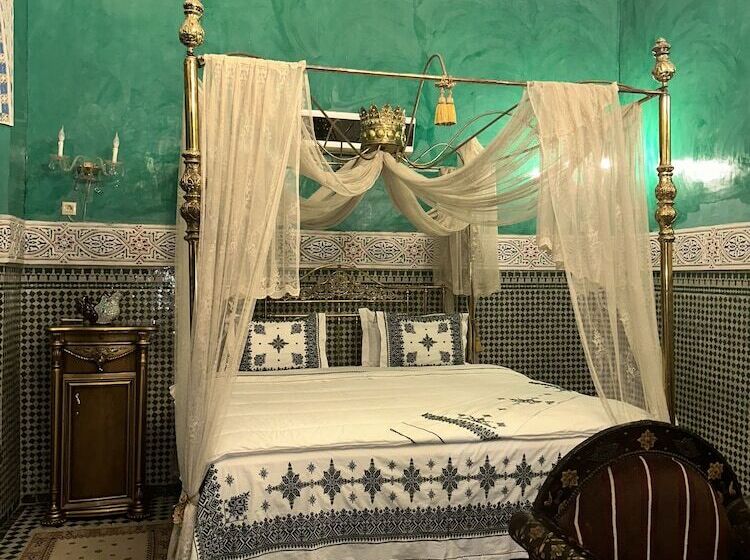 سوئیت رویال, Palais Al Firdaous