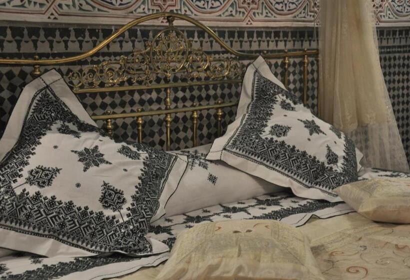 سوئیت رویال, Palais Al Firdaous
