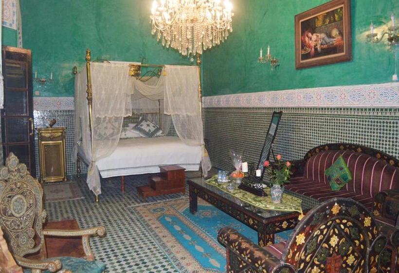 سوئیت رویال, Palais Al Firdaous