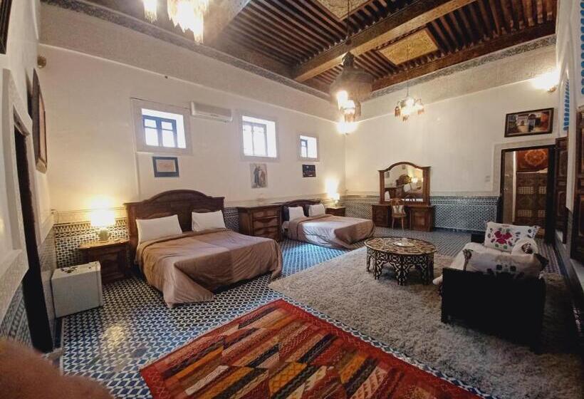 مجموعه ویستا شهر, Palais Al Firdaous