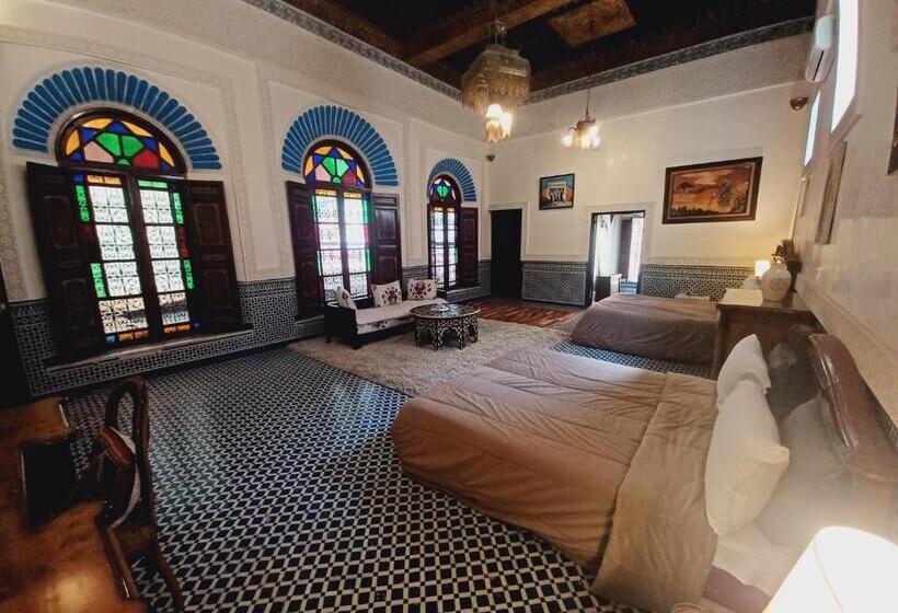 مجموعه ویستا شهر, Palais Al Firdaous