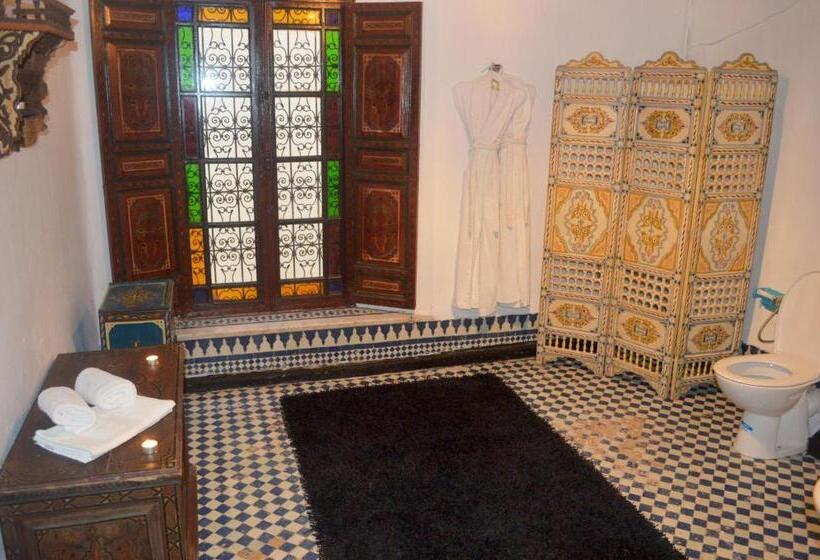 مجموعه ویستا شهر, Palais Al Firdaous