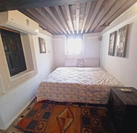 اتاق استاندارد چهار تخته, Palais Al Firdaous