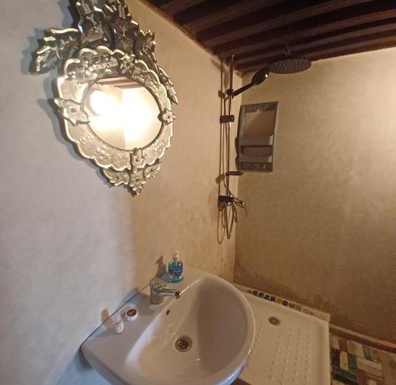 اتاق استاندارد چهار تخته, Palais Al Firdaous