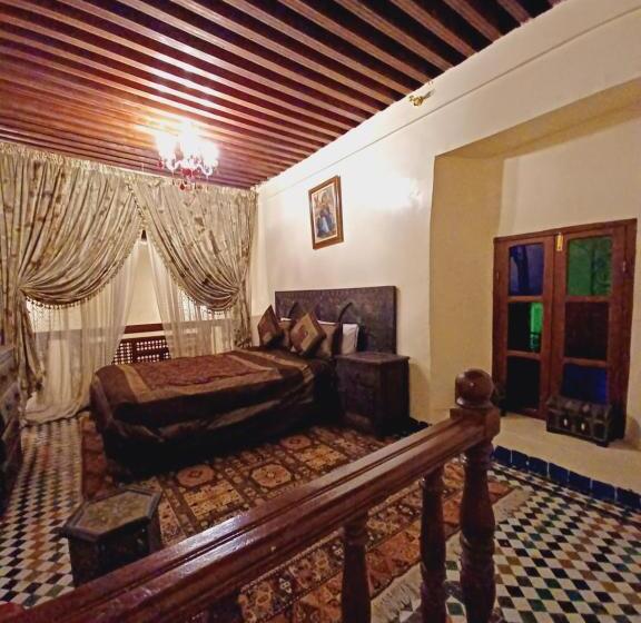 اتاق دوبلکس, Palais Al Firdaous