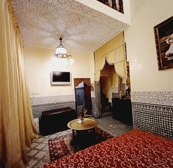 اتاق دوبلکس, Palais Al Firdaous