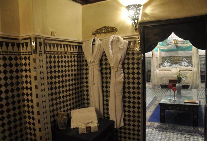سوئیت رویال, Palais Al Firdaous
