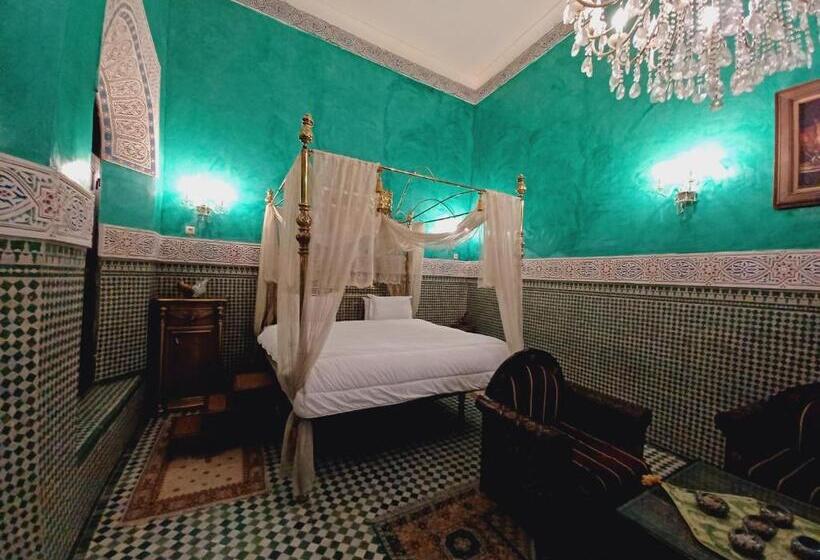سوئیت رویال, Palais Al Firdaous