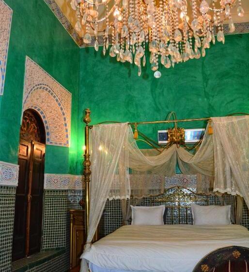سوئیت رویال, Palais Al Firdaous