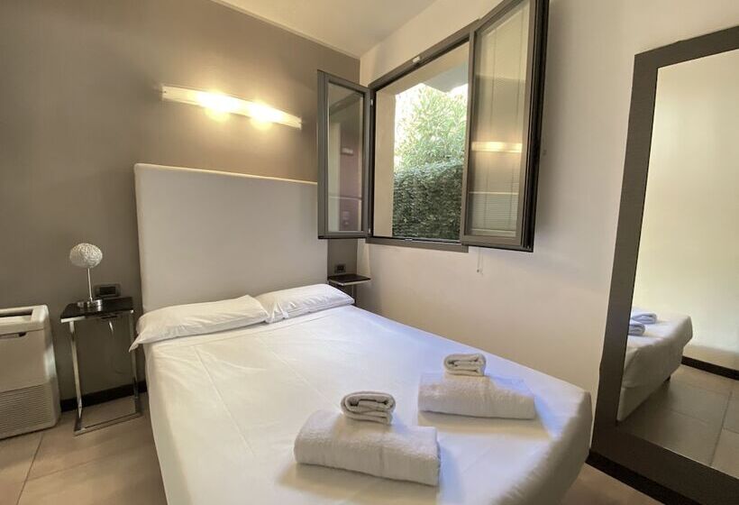 اتاق استاندارد, Hotiday Aparthotel Firenze