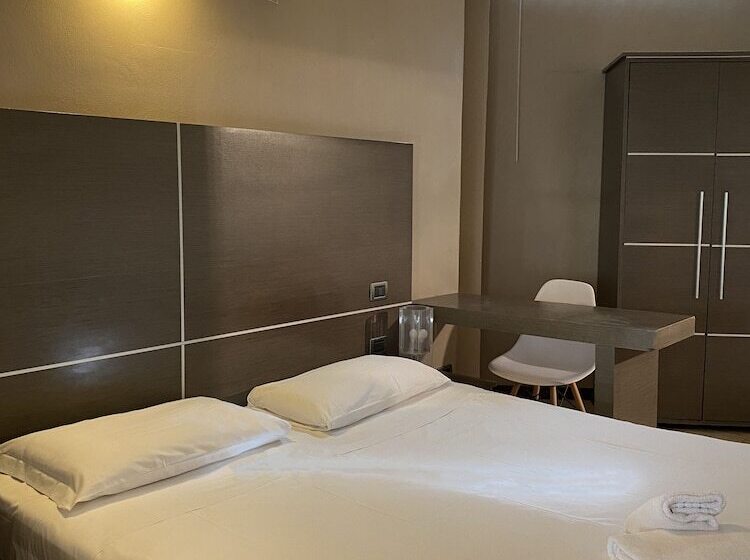 اتاق استاندارد, Hotiday Aparthotel Firenze