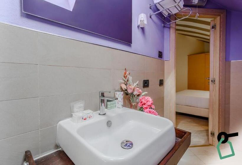 اتاق استاندارد چهار تخته, Hotiday Aparthotel Firenze