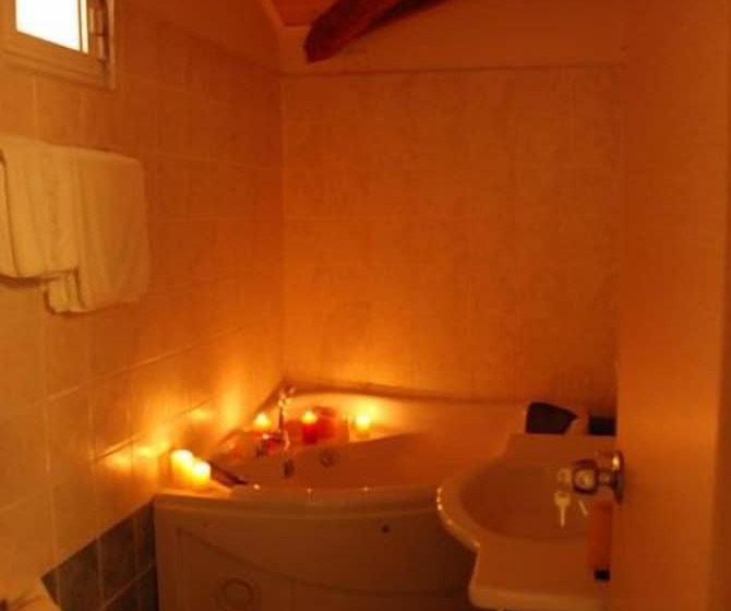 اتاق استاندارد, Sunrise Inn