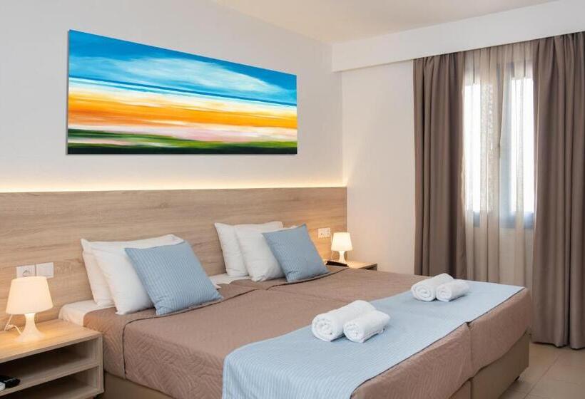 سوییت جونیور با چشم‌انداز دریا, Sunshine Village