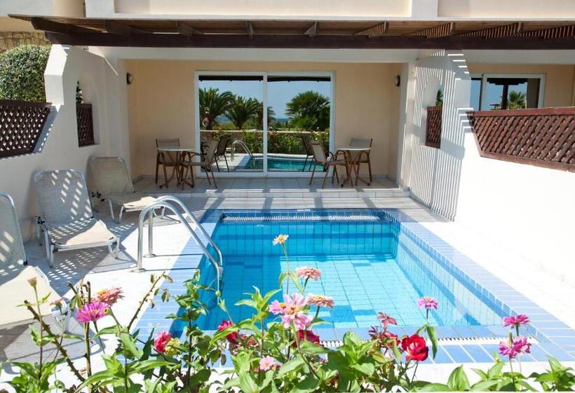 Junior Suite with Pool, Vantaris Palace