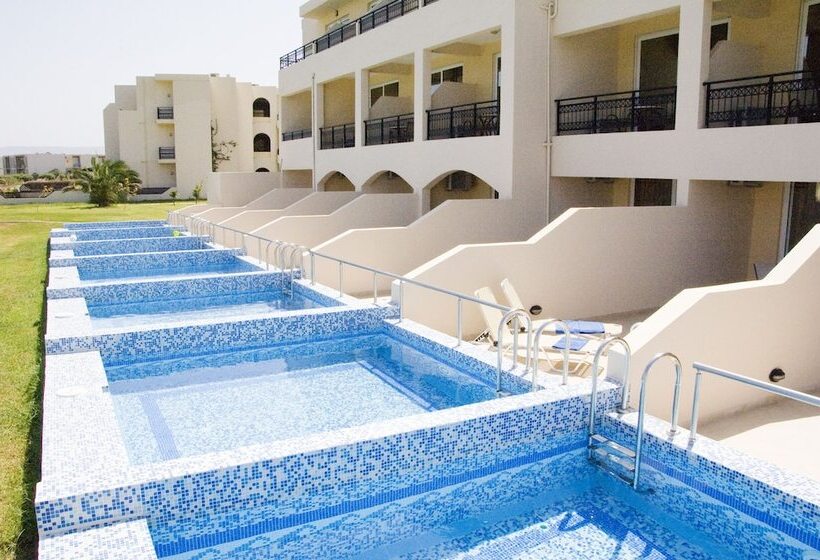 Junior Suite with Pool, Vantaris Palace