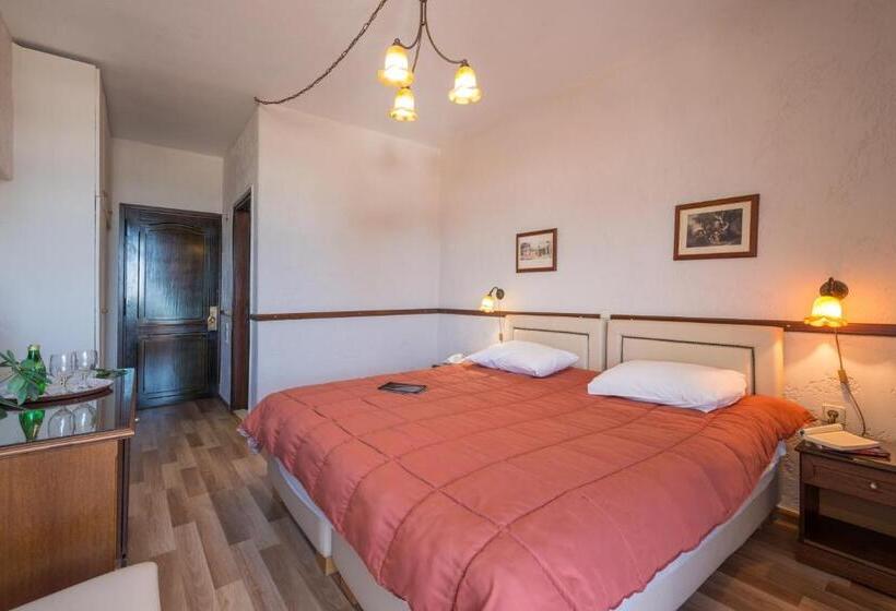 اتاق استاندارد, Jolly Hotel