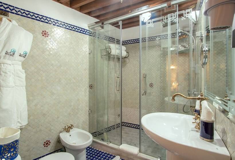 اتاق راحتی, Riad Myra